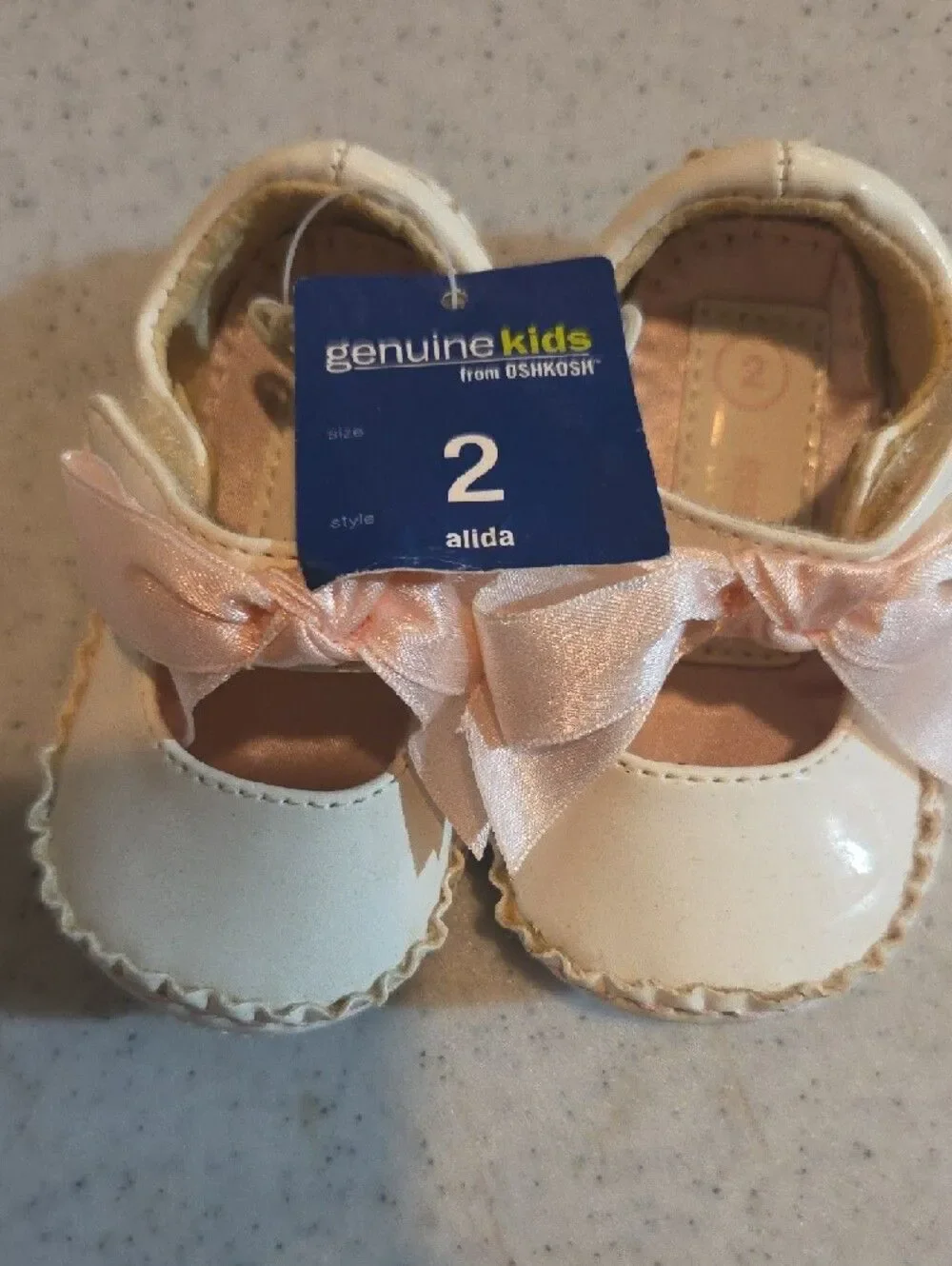 Classic Baby Mary Jane Shoes with Pink Bow - White Patent
